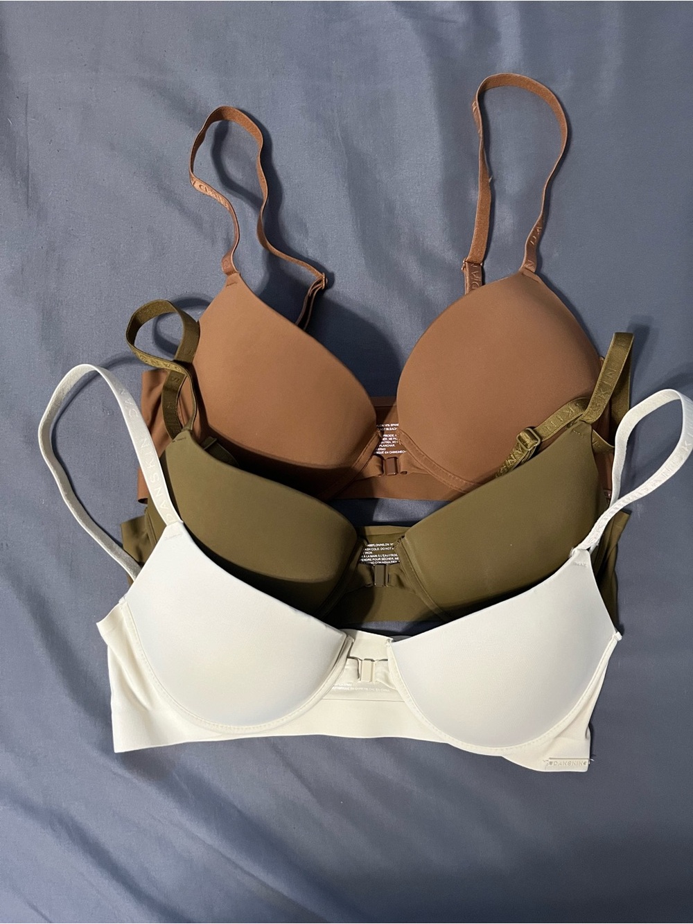 NWOT Danskin magnet front bras